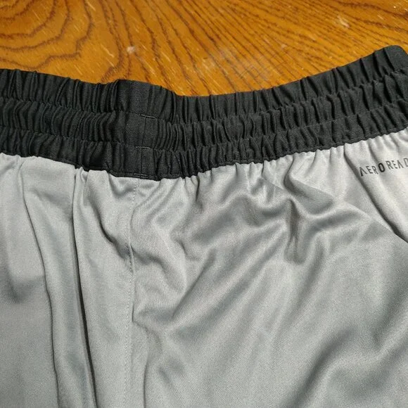 men's aeroready adidas shorts - Picture 6 of 7